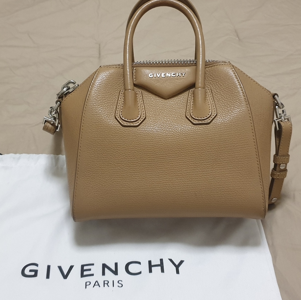 Givenchy Antigona Bag